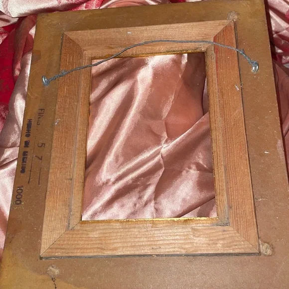 Elegant Gold Ornate Picture Frame